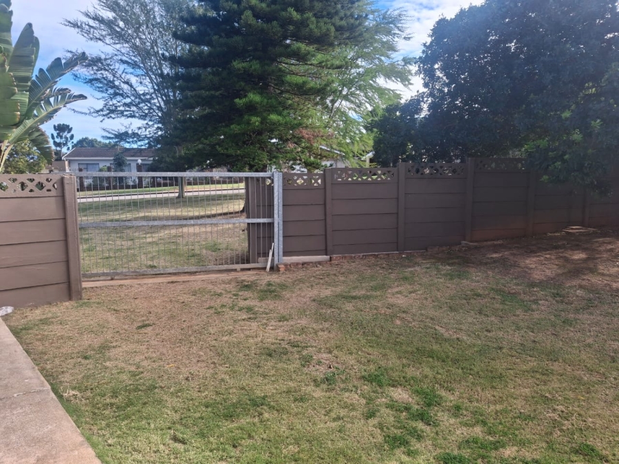 4 Bedroom Property for Sale in Vanes Estate Eastern Cape